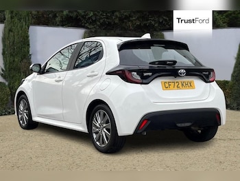 Used Toyota Yaris 2023 for sale - 77592829: Photo