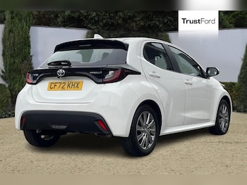 Used Toyota Yaris 2023 for sale - 77592829: Photo