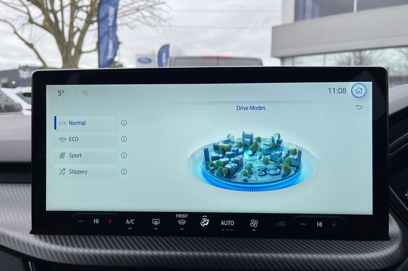 Used Ford Kuga 2025 for sale - 77592837: Photo 28