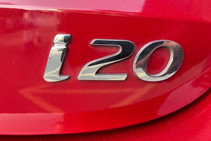 Used Hyundai i20 2022 for sale - 76327746: Photo 39