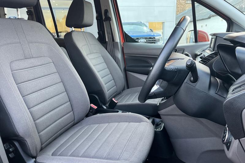 Used Ford Tourneo Connect 2022 for sale - 76862351: Photo 17