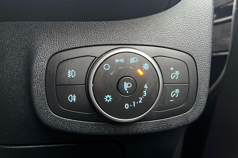 Used Ford Fiesta 2020 for sale - 76684923: Photo 30