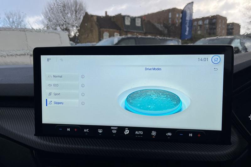 Used Ford Kuga 2025 for sale - 77570671: Photo 30