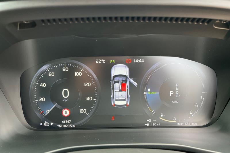 Used Volvo XC40 2023 for sale - 76114624: Photo 13