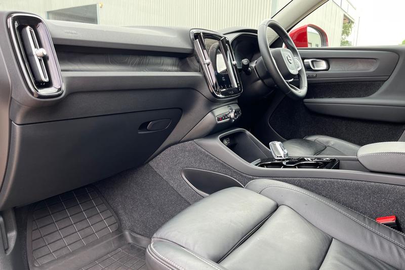 Used Volvo XC40 2023 for sale - 76114624: Photo 18