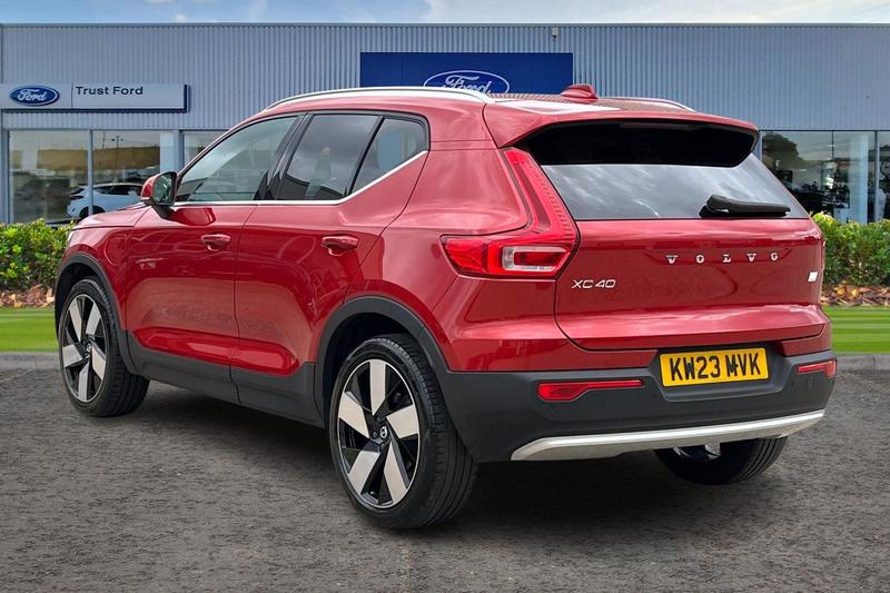 Used Volvo XC40 2023 for sale - 76114624: Photo 2