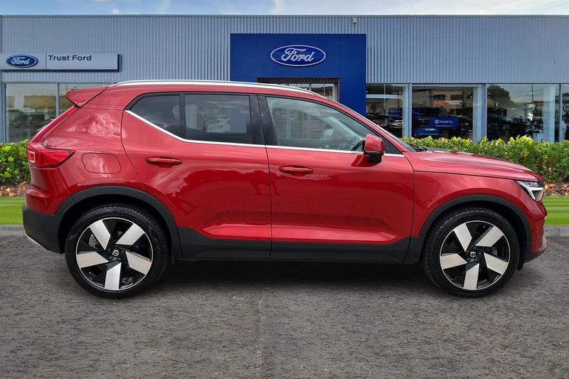 Used Volvo XC40 2023 for sale - 76114624: Photo 3