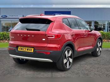 Used Volvo XC40 2023 for sale - 76114624: Photo 4