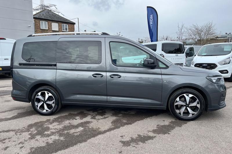 Used Ford Tourneo Connect 2023 for sale - 77619852: Photo 36