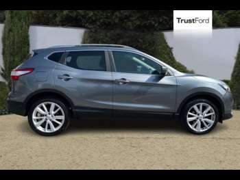 Used Nissan Qashqai 2017 for sale - 74900564: Photo