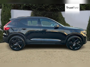 Used Volvo XC40 2024 for sale - 76114622: Photo
