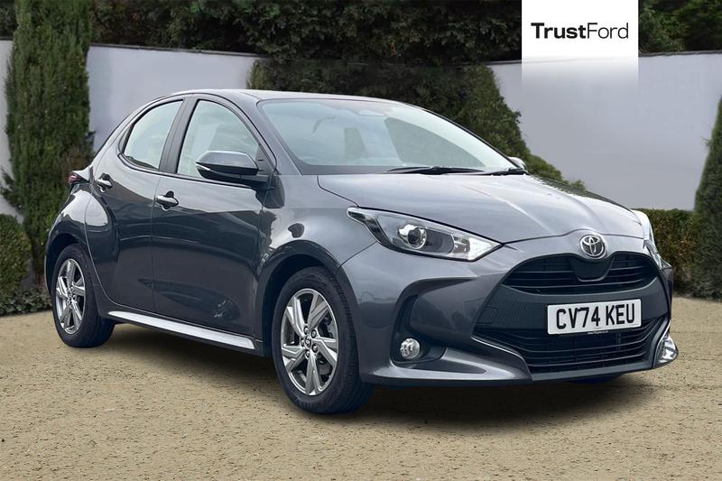 Used Toyota Yaris 2024 for sale - 76154205: Photo 1