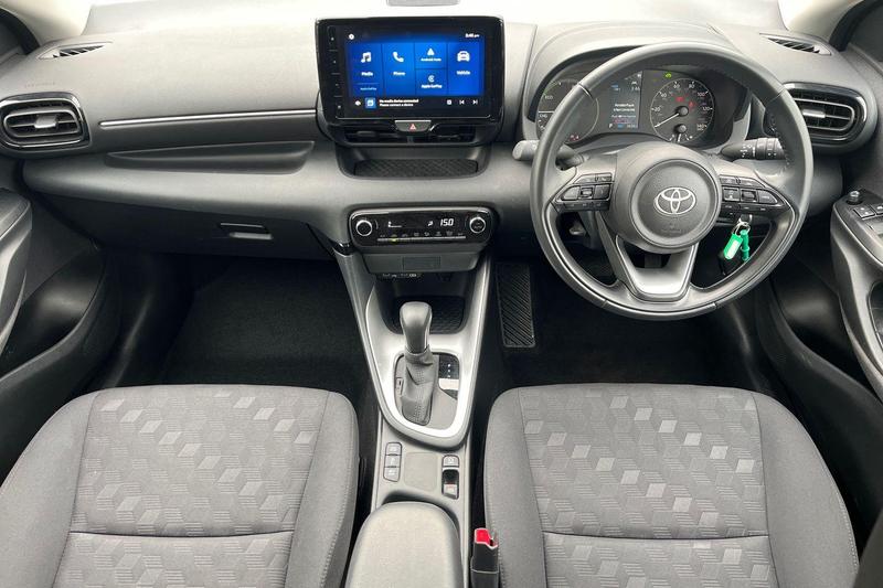 Used Toyota Yaris 2024 for sale - 76154205: Photo 10