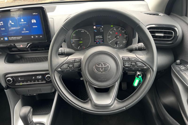 Used Toyota Yaris 2024 for sale - 76154205: Photo 12