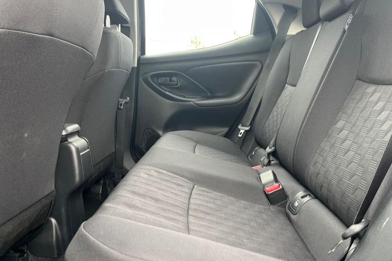 Used Toyota Yaris 2024 for sale - 76154205: Photo 20