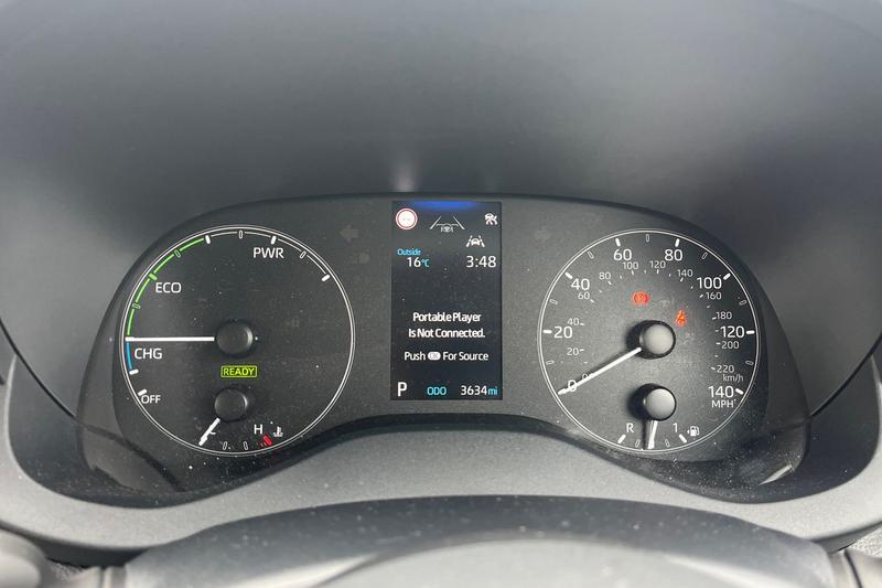 Used Toyota Yaris 2024 for sale - 76154205: Photo 24