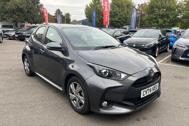 Used Toyota Yaris 2024 for sale - 76154205: Photo 37