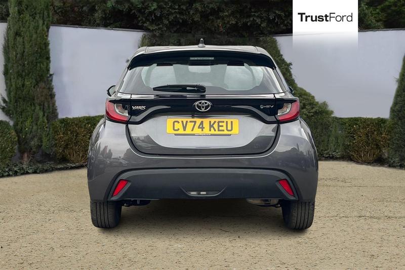 Used Toyota Yaris 2024 for sale - 76154205: Photo 7