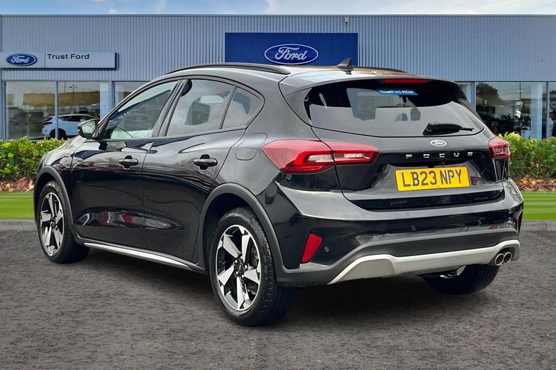 Used Ford Focus 2023 for sale - 77176432: Photo 2