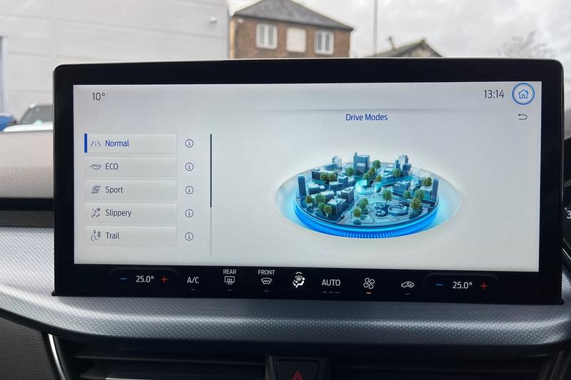 Used Ford Focus 2023 for sale - 77176432: Photo 28