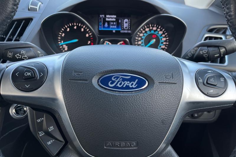 Used Ford Kuga 2016 for sale - 77755009: Photo 29