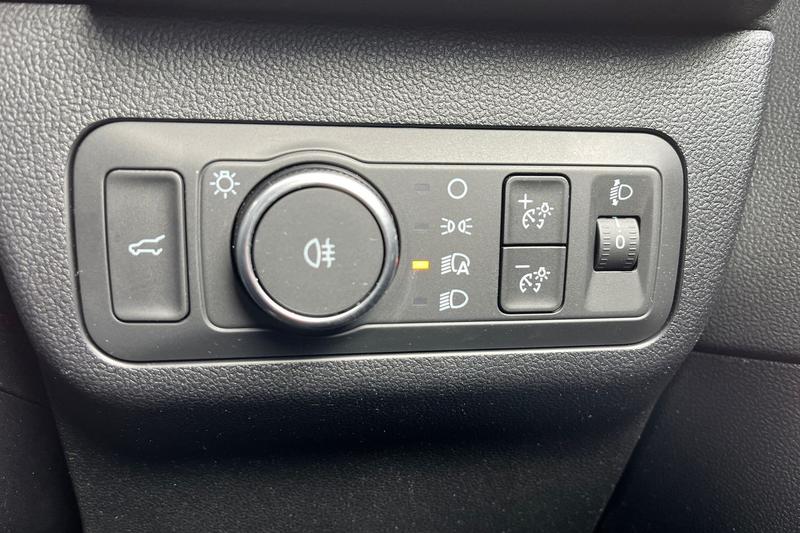 Used Ford Kuga 2025 for sale - 77570674: Photo 30