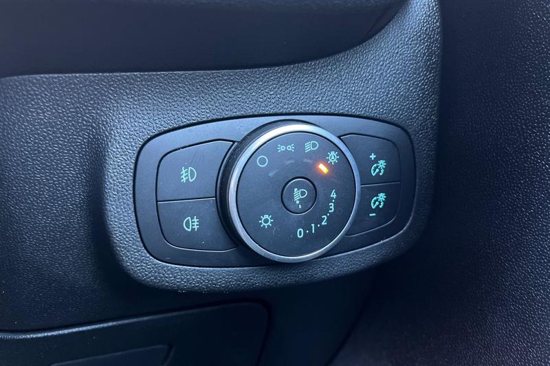 Used Ford Fiesta 2019 for sale - 78153023: Photo 30