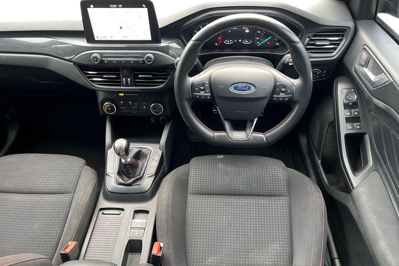 Used Ford Focus 2019 for sale - 76131286: Photo 11