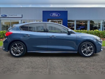 Used Ford Focus 2019 for sale - 76131286: Photo 3