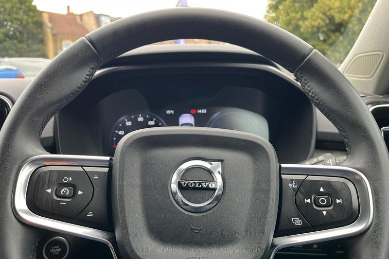 Used Volvo XC40 2022 for sale - 76384982: Photo 23