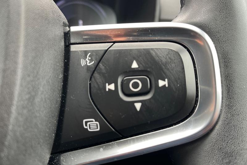 Used Volvo XC40 2022 for sale - 76384982: Photo 29