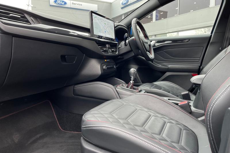 Used Ford Focus for sale - 77599638: Photo 18