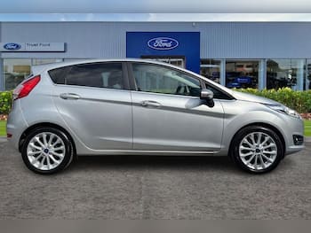 Used Ford Fiesta 2016 for sale - 79842289: Photo