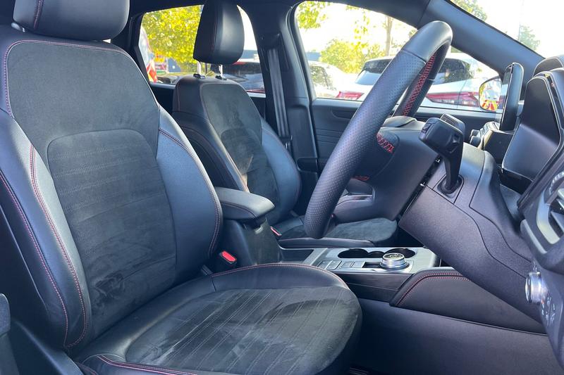 Used Ford Kuga 2023 for sale - 76534423: Photo 17