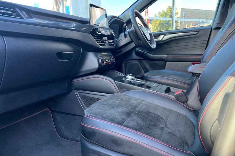 Used Ford Kuga 2023 for sale - 76534423: Photo 18