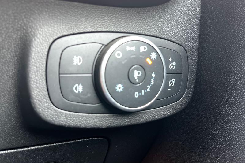 Used Ford Fiesta 2019 for sale - 76394055: Photo 30