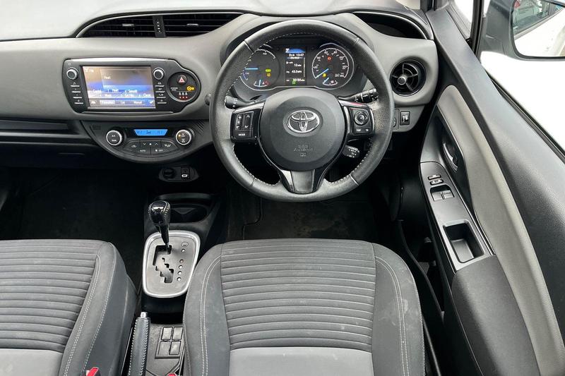 Used Toyota Yaris 2020 for sale - 76653451: Photo 11