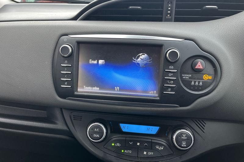 Used Toyota Yaris 2020 for sale - 76653451: Photo 28