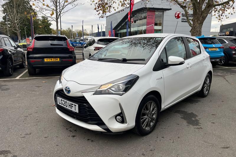 Used Toyota Yaris 2020 for sale - 76653451: Photo 31