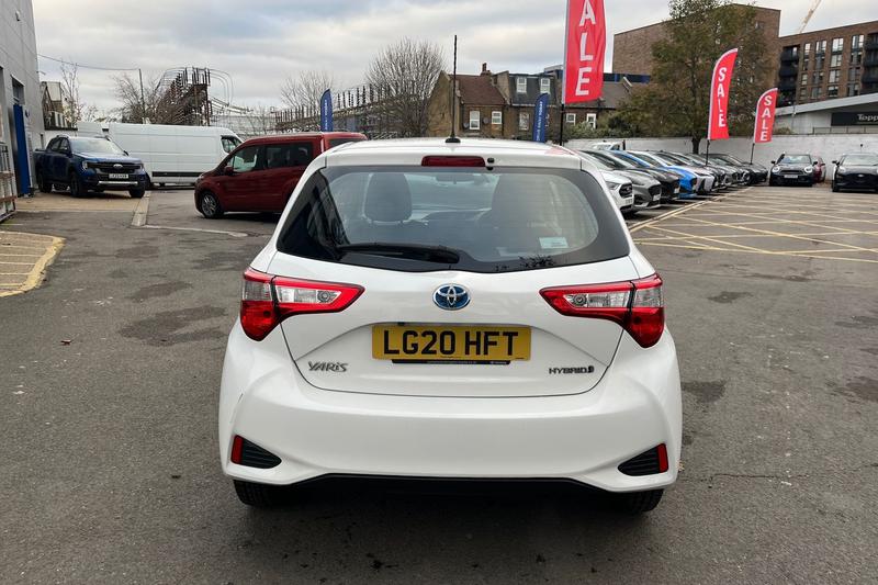 Used Toyota Yaris 2020 for sale - 76653451: Photo 34