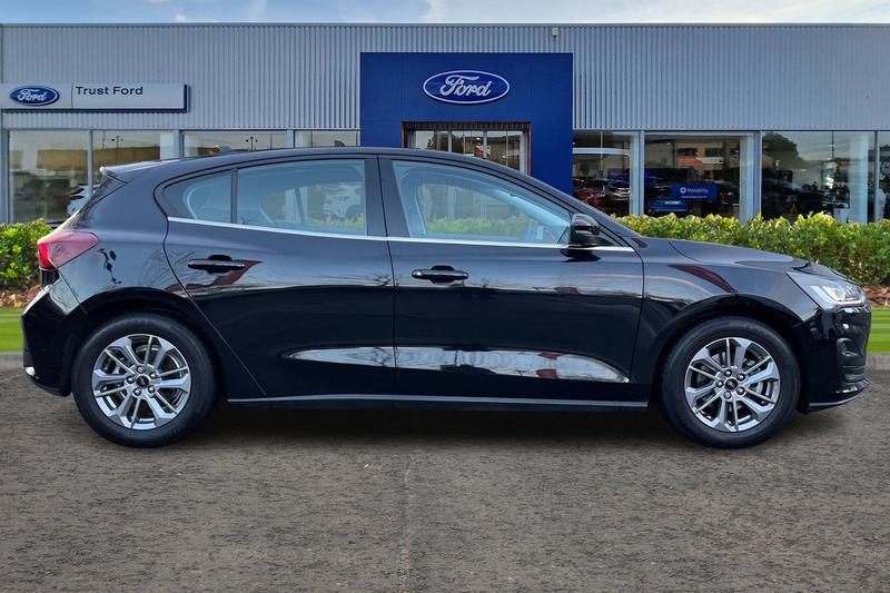 Used Ford Focus 2025 for sale - 76807177: Photo 3