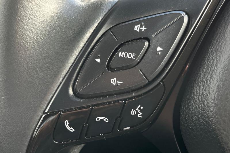 Used Toyota C-HR for sale - 77685151: Photo 25