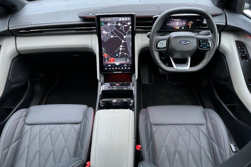 Used Ford Explorer 2024 for sale - 77367678: Photo 10