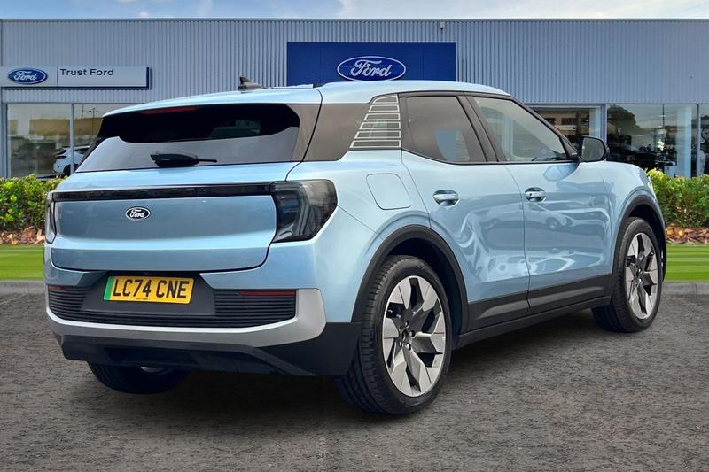 Used Ford Explorer 2024 for sale - 77367678: Photo 4