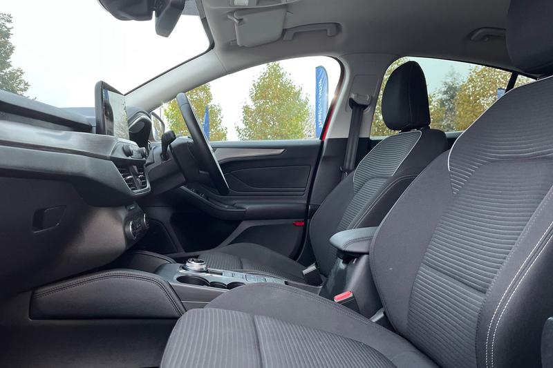 Used Ford Focus 2021 for sale - 76480470: Photo 19