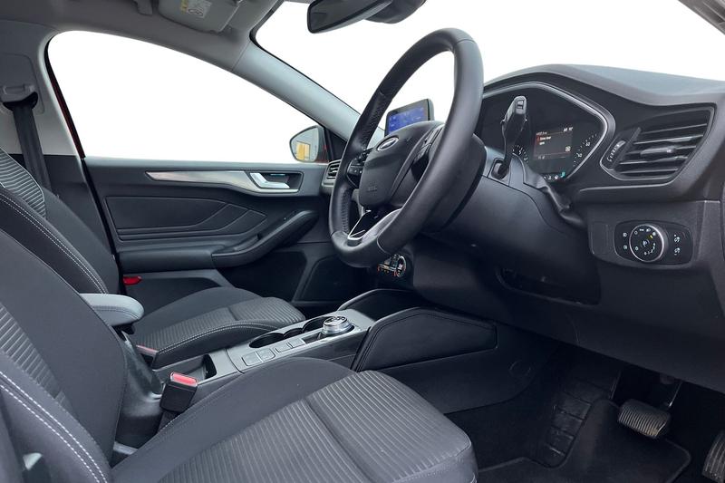Used Ford Focus 2021 for sale - 76480470: Photo 9