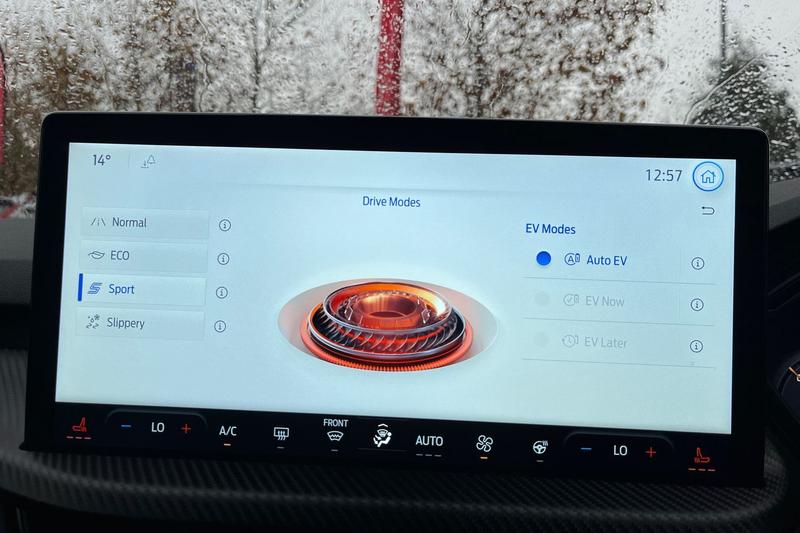 Used Ford Kuga 2025 for sale - 76782281: Photo 29