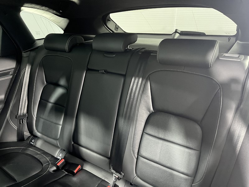 Used Jaguar F-Pace 2021 for sale - 76981970: Photo 12