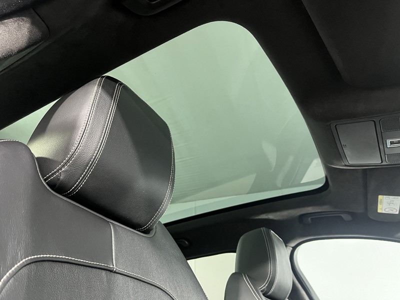 Used Jaguar F-Pace 2021 for sale - 76981970: Photo 17