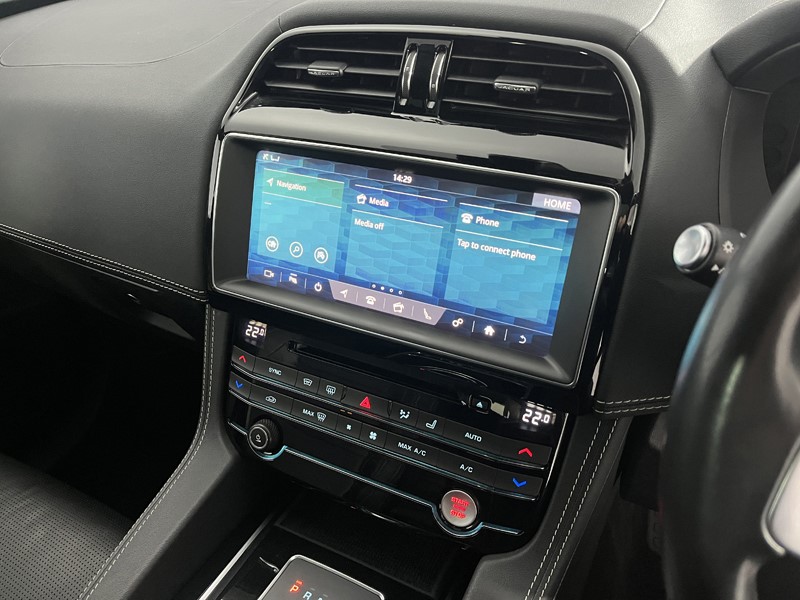 Used Jaguar F-Pace 2021 for sale - 76981970: Photo 8